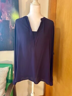 Simply Vera Vera Wang Navy Split V-Neck Blouse